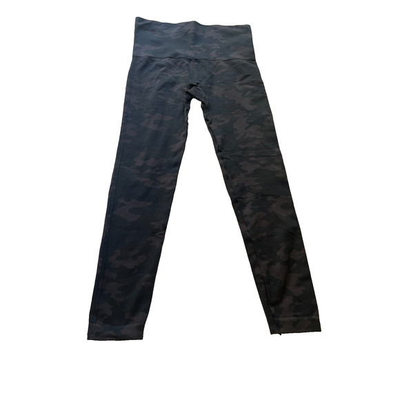 SPANX Look At Me Now Black Gray Camo Leggings Size Small - Picture 7 of 12